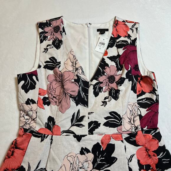 Ann Taylor Sleeveless Sundrenched Floral Print Fit & Flare Dress Size 6 NEW - Picture 4 of 14